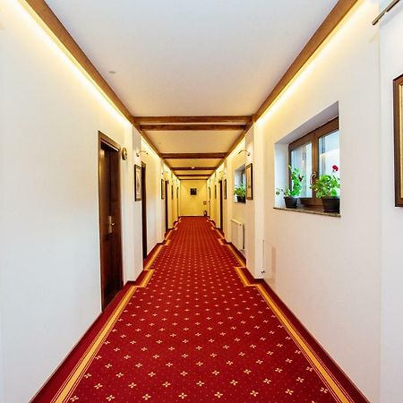 Magic Garden by Vlăduț Hotel Bacău Exterior foto